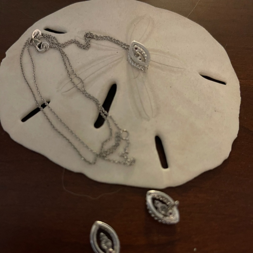 Roberto Coin set earrings & necklace - Picture 8 of 9
